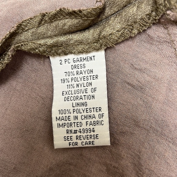 ELEGANT & CLASSIC - Picture 9 of 10